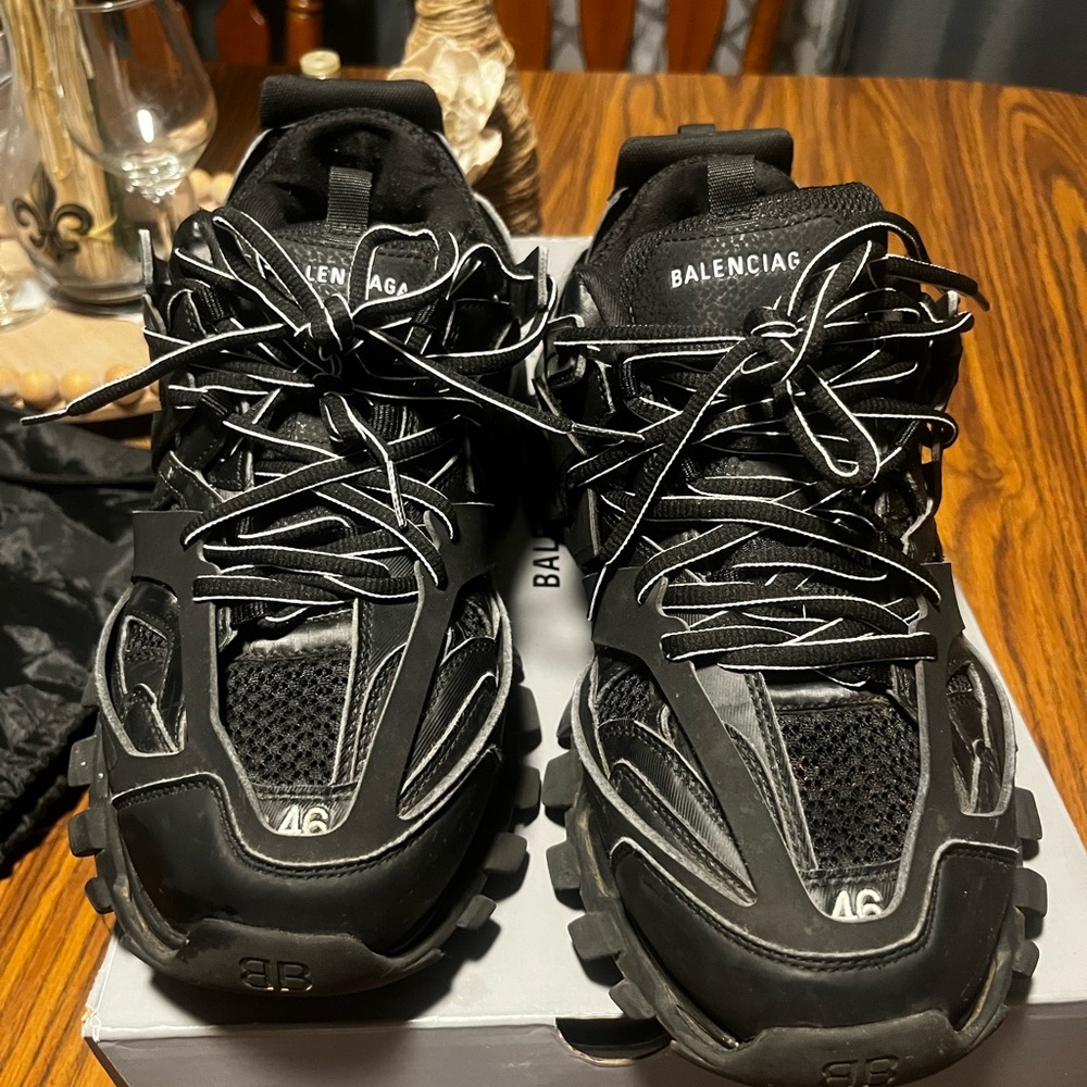 Track runners Led